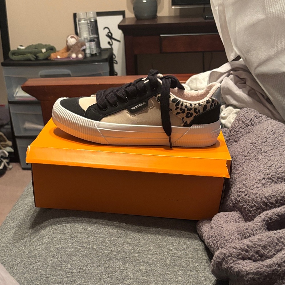 Rocket Dog Black and Cream Sneakers with Leopard Accent